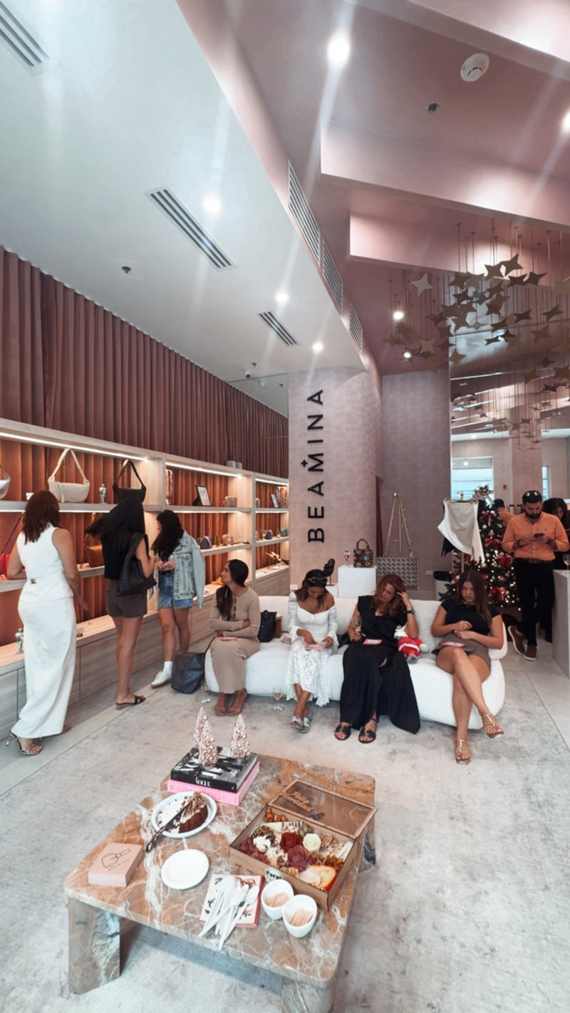 Rosé Holiday Mingle